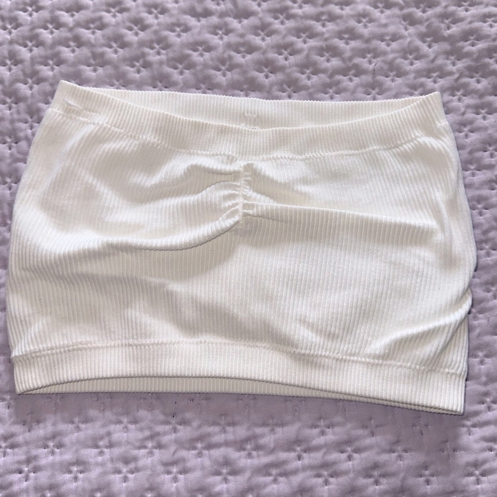 American Eagle White ribbed tube top -Medium